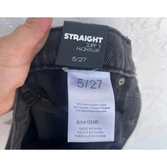 NWT Simply Society Womens Straight Super High Rise Distressed Jeans Black 5/27 - Picture 13 of 13